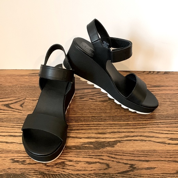 Sorel Cameron Wedge Sandal - Picture 1 of 11